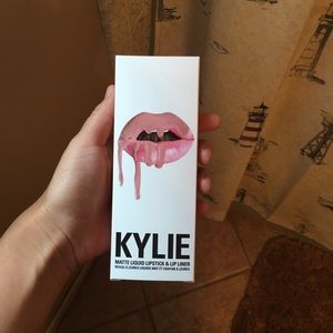 Kylie Lip Kit in the shade Koko K