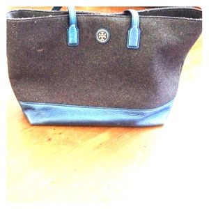 Real Tory burch purse only used twice