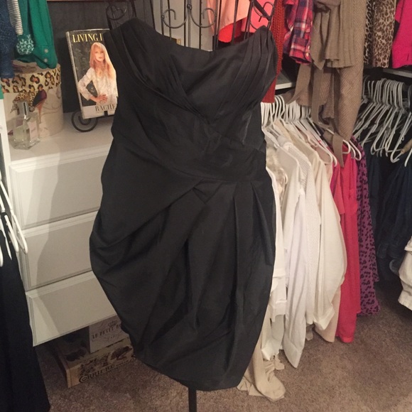 the most gorgeous black mini dress.