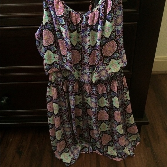 ✨Cute olsenboye dress!✨