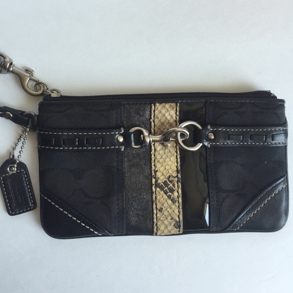 Authentic COACH Wristlet