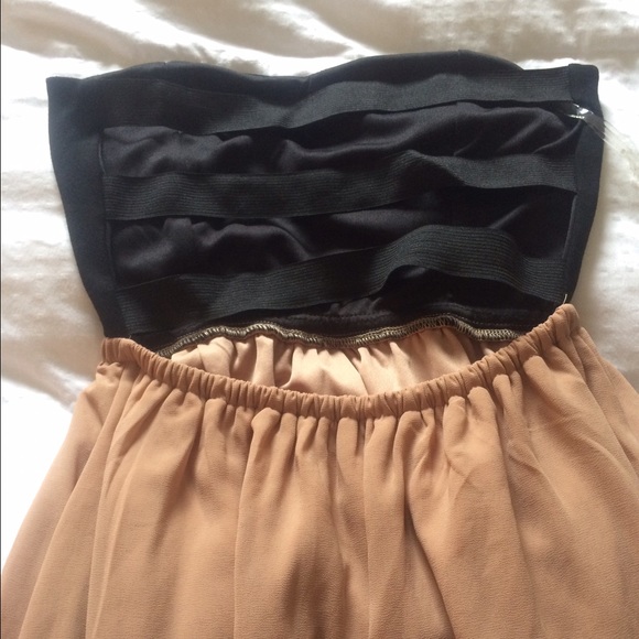 Dress - Picture 3 of 3