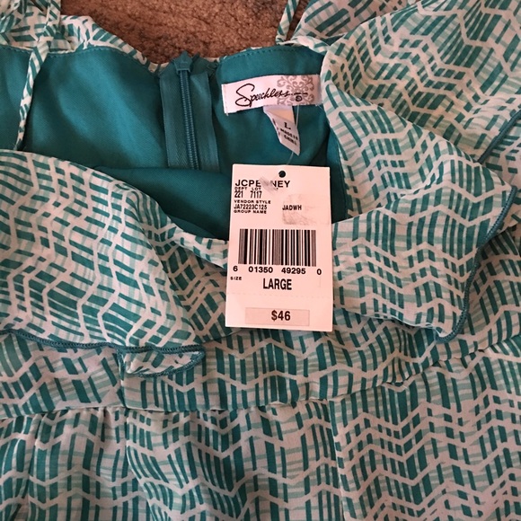 NWT!  Cute romper from Jc penny! - Picture 2 of 2