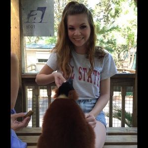 Meet your Posher, Madison