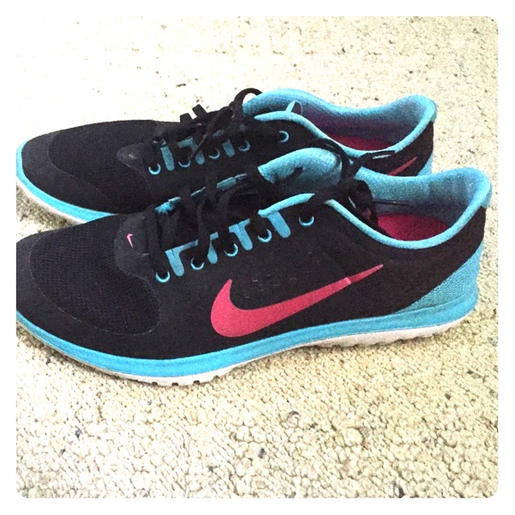Nike Shoes - Nike shoes