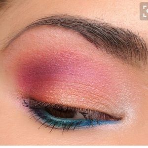 Meet your Posher, Camila