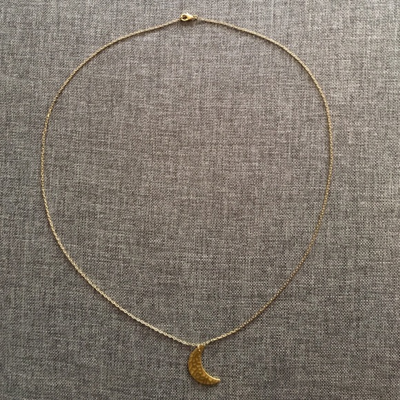 Long gold crescent moon necklace - Picture 1 of 3