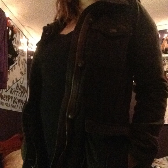 Green Winter Jacket - Picture 2 of 3