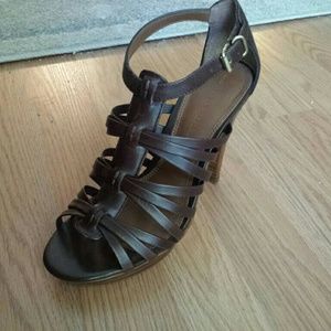 Banana Republic leather sandal heels