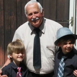 Meet your Posher, Julie