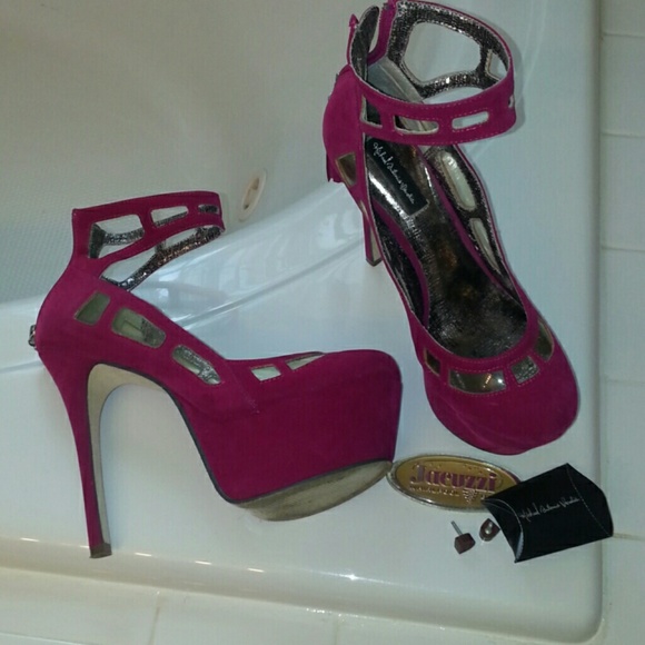 Well hello hot pink