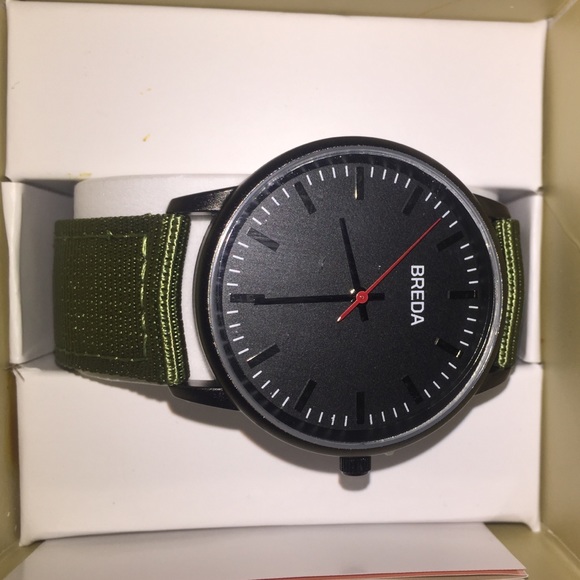 Watch - Picture 1 of 4