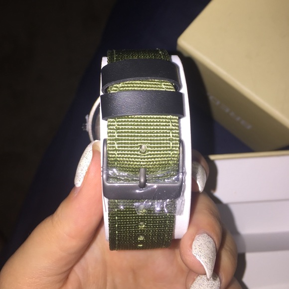 Watch - Picture 3 of 4