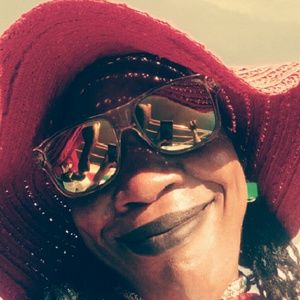 Meet your Posher, Shante