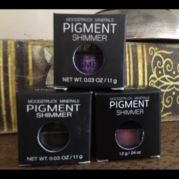 3 Younique shadows