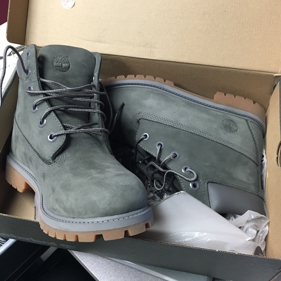 gray timbs