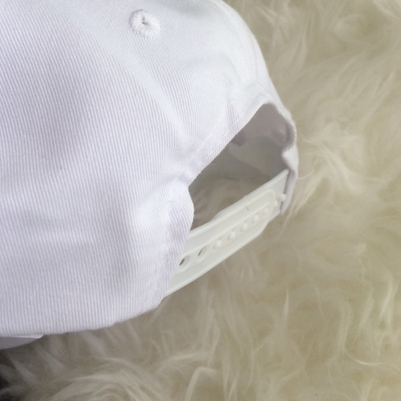 ✨ YOUTH Baseball Cap - Picture 2 of 2