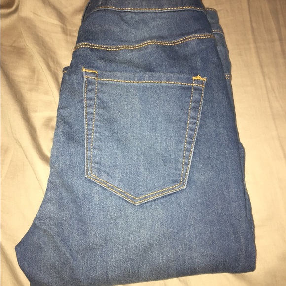 High Waisted Skinny Jeans - Picture 4 of 4