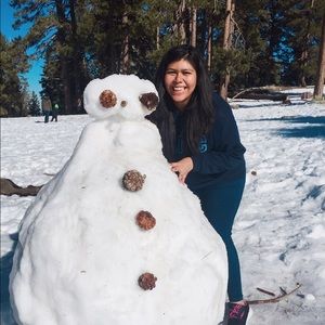 Meet your Posher, Eva