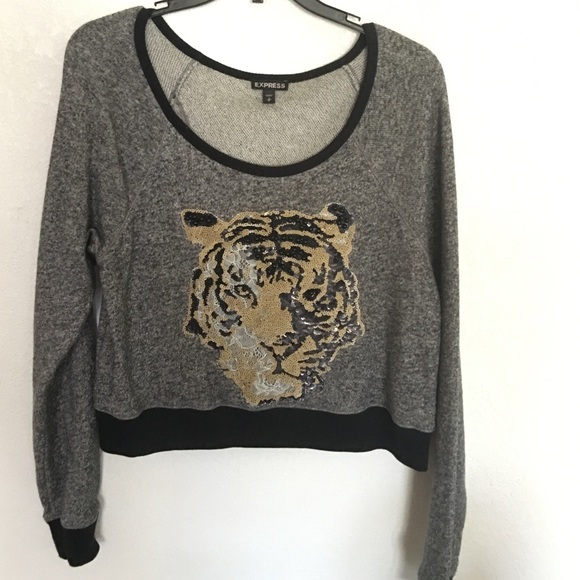 🎈🎈 SALE 🎈🎈Crop top