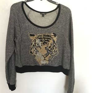 🎈🎈 SALE 🎈🎈Crop top