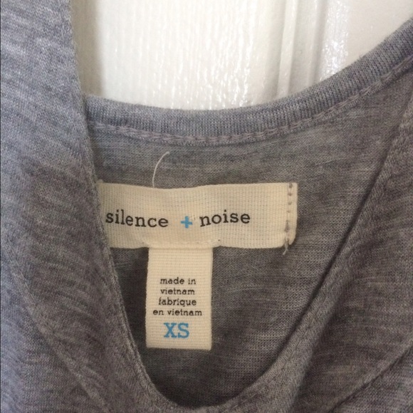 UO top - Picture 3 of 3