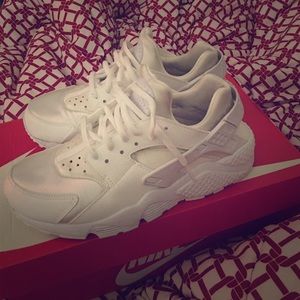 Nike huaraches