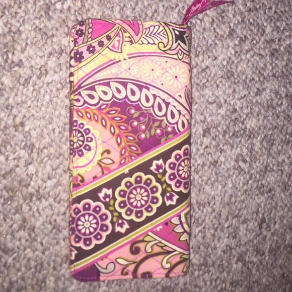 Vera Bradley wallet - Picture 1 of 3