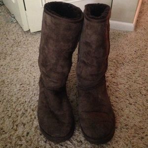 Classic tall UGG boots- chocolate