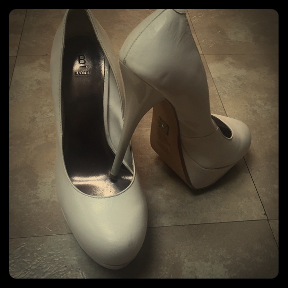 White Pumps