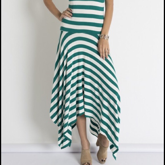 FINAL SALE !Asymmetrical Hanky hem dress! 💞 - Picture 2 of 2