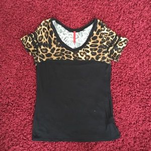 ‼️SALE‼️Cute Leopard and Black Shirt