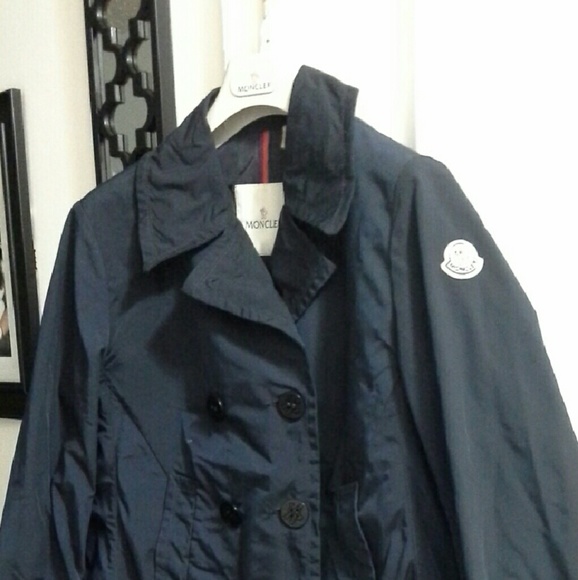 SALE !!!!TONIGHT ONLY! !!! Moncler jacket