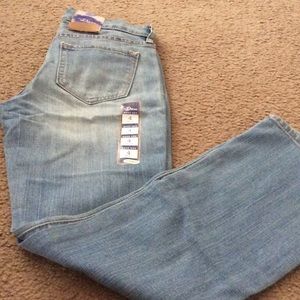 NWT Old Navy Diva Jeans 4 Short