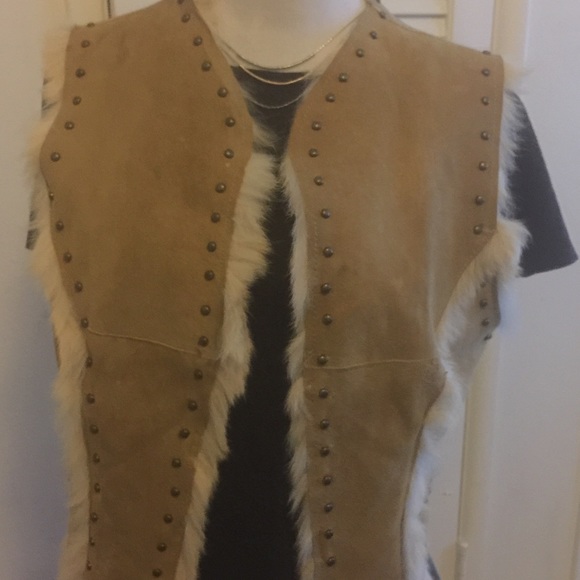 Rock it up with this Sheri Bodell vest!