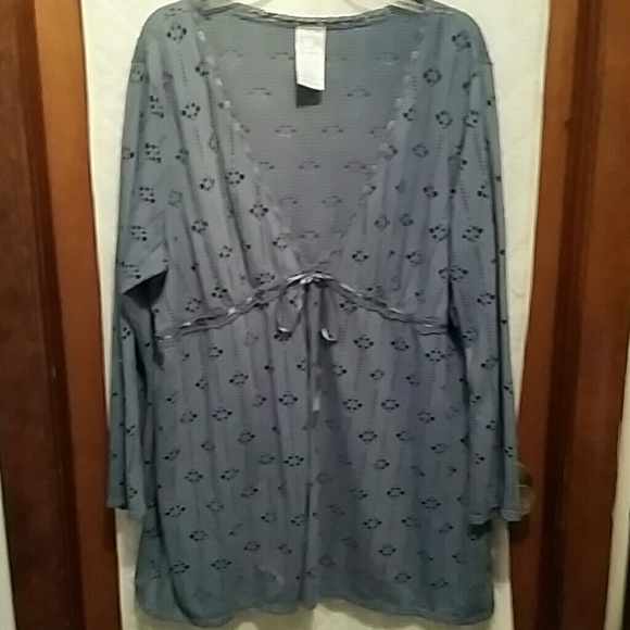 Tunic 1X Romans**CLOSET CLEAR OUT! ! * *
