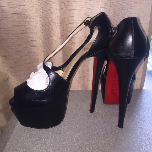 Christian Louboutin Black Exagona Pumps - Picture 3 of 4