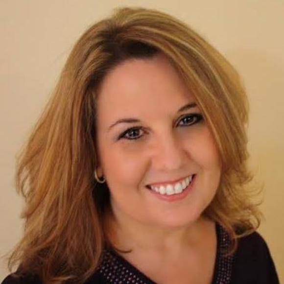 Meet your Posher, Laura - Picture 1 of 1