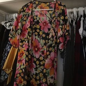 Flower chiffon cardigan.