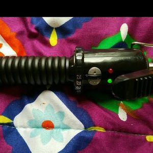 Conair 1/2 barrel curling irons