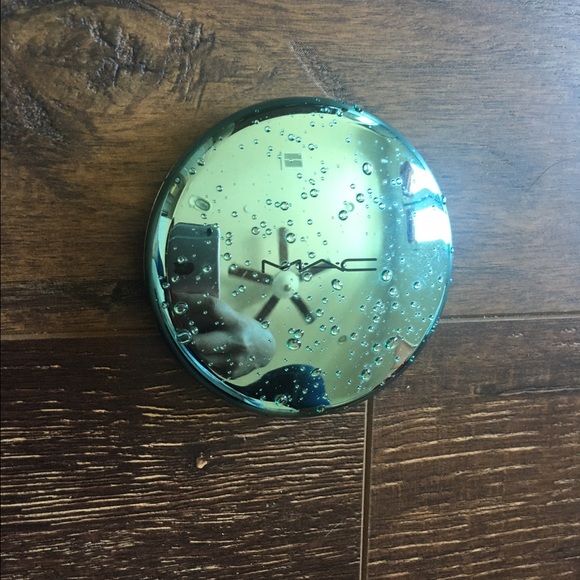 LIMITED EDITION MAC BRONZING POWDER
