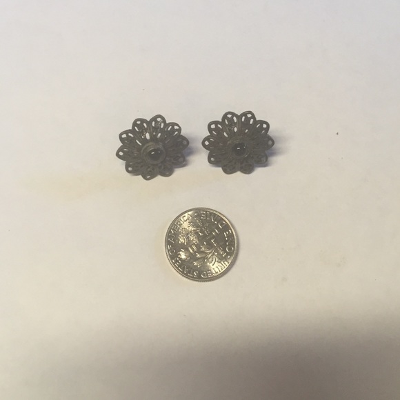 Vintage earrings - Picture 2 of 3