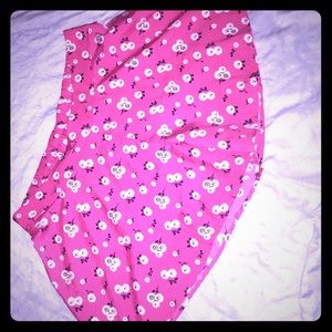 Pink and white floral Charlotte Russe shorts.