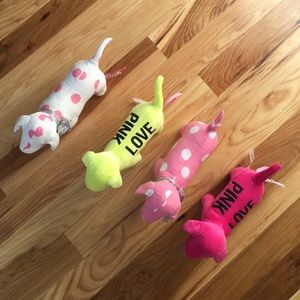 4 PINK Victoria's Secret dogs
