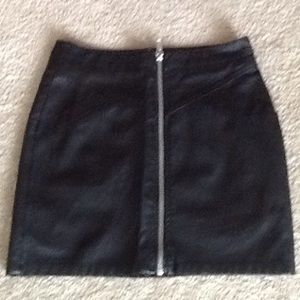 Faux leather mini skirt