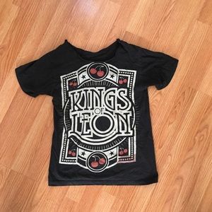 Bundle for @gaelsergio tee, blazer, necklace