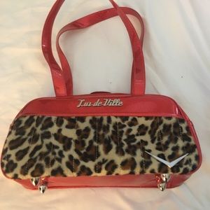 Pinup leopard red sparkle purse!