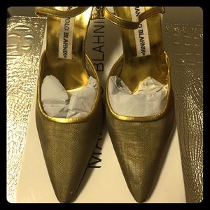 Manolo Blahnik Gold Mesh Heels