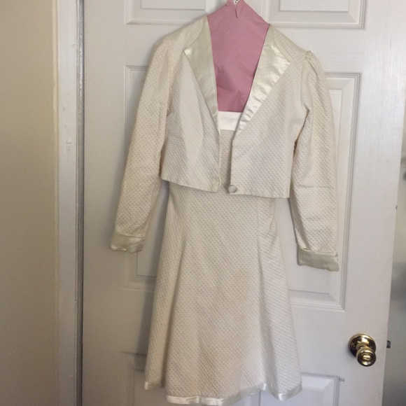 Sz. 4 Beautiful Beige Dress and Bolero - Picture 1 of 4