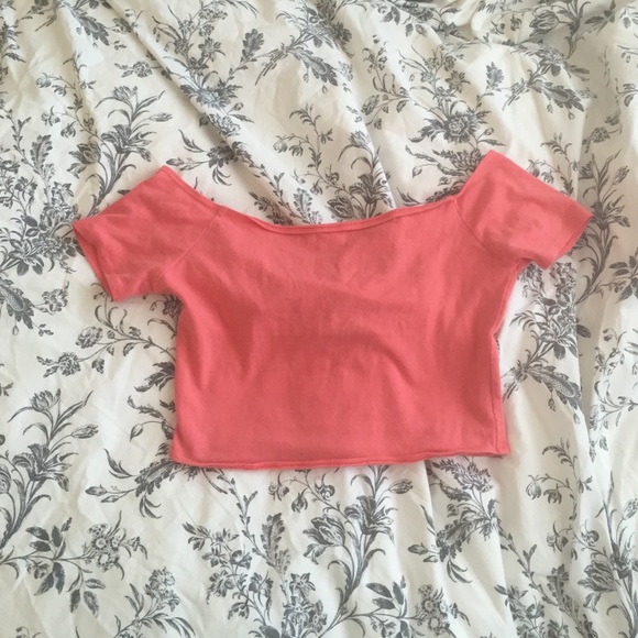 Hollister pink off the shoulder crop top